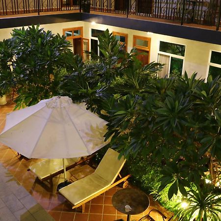 Corner9 Bassac Boutique Hotel Phnom-Penh Buitenkant foto