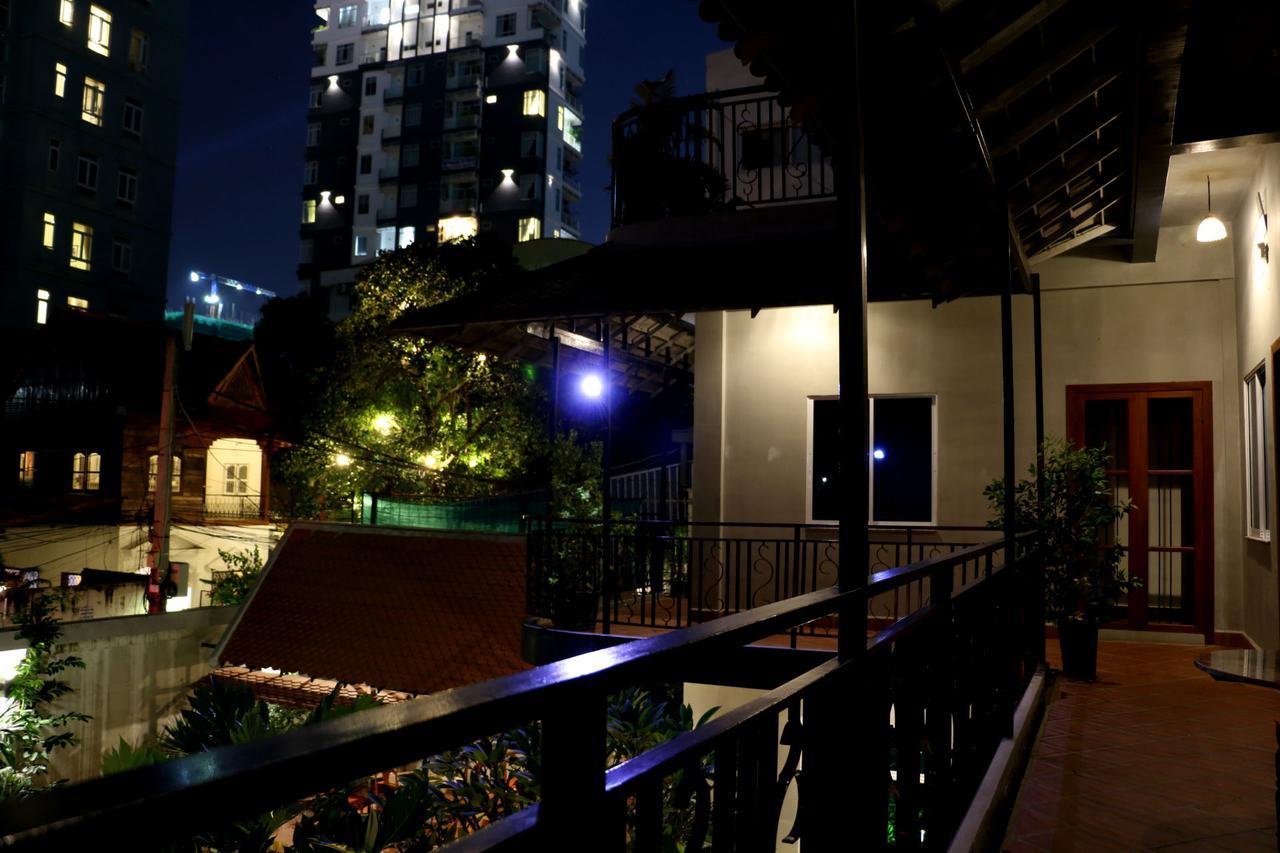 Corner9 Bassac Boutique Hotel Phnom-Penh Buitenkant foto