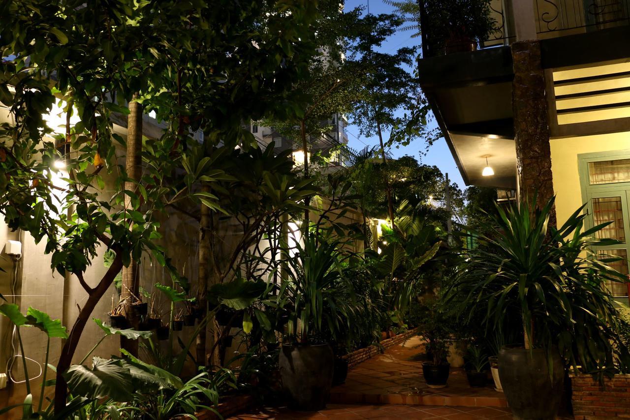 Corner9 Bassac Boutique Hotel Phnom-Penh Buitenkant foto