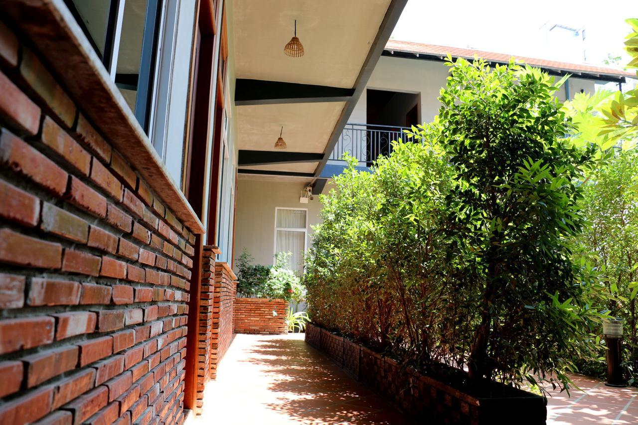 Corner9 Bassac Boutique Hotel Phnom-Penh Buitenkant foto