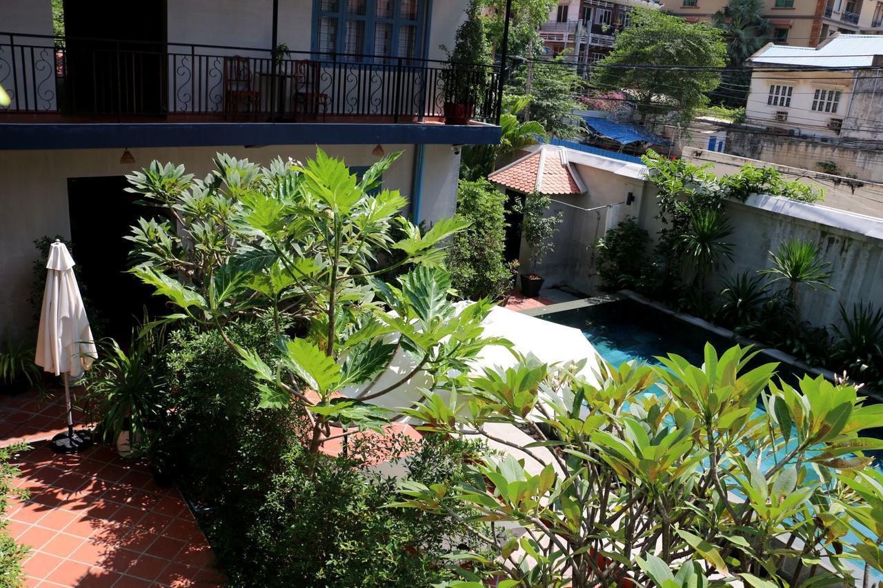 Corner9 Bassac Boutique Hotel Phnom-Penh Buitenkant foto