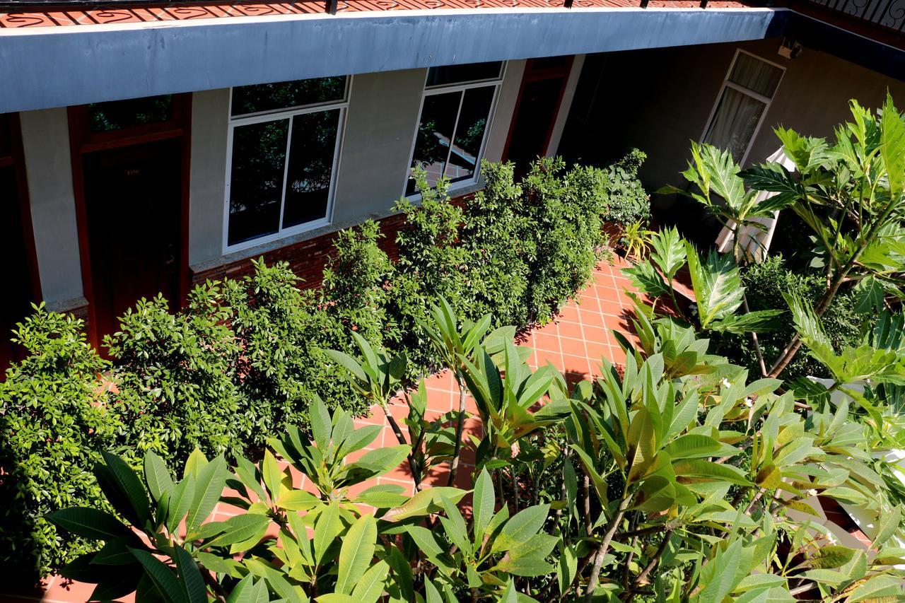 Corner9 Bassac Boutique Hotel Phnom-Penh Buitenkant foto