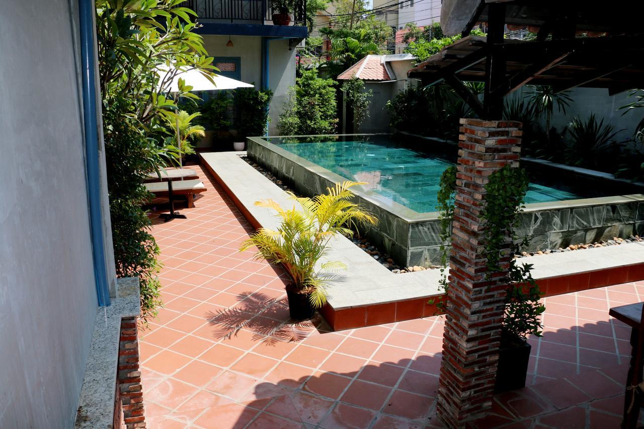 Corner9 Bassac Boutique Hotel Phnom-Penh Buitenkant foto