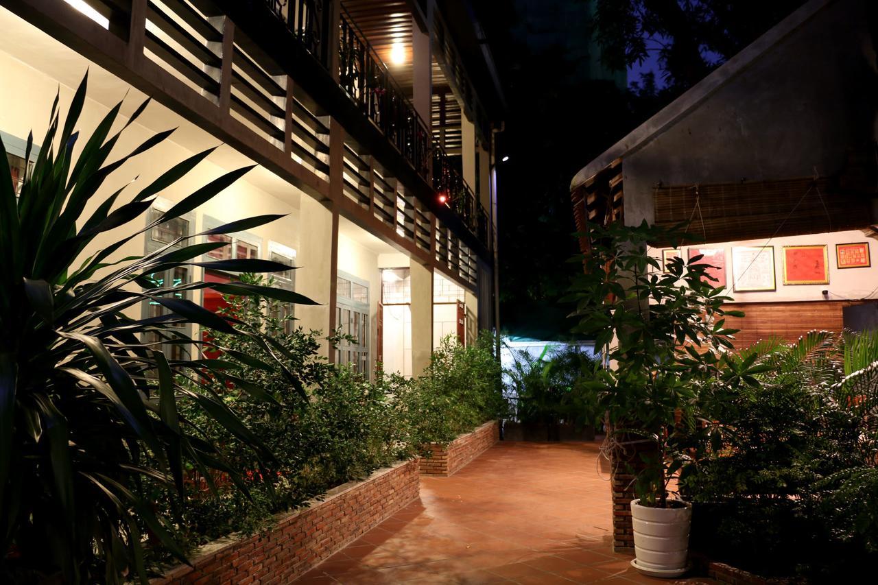 Corner9 Bassac Boutique Hotel Phnom-Penh Buitenkant foto