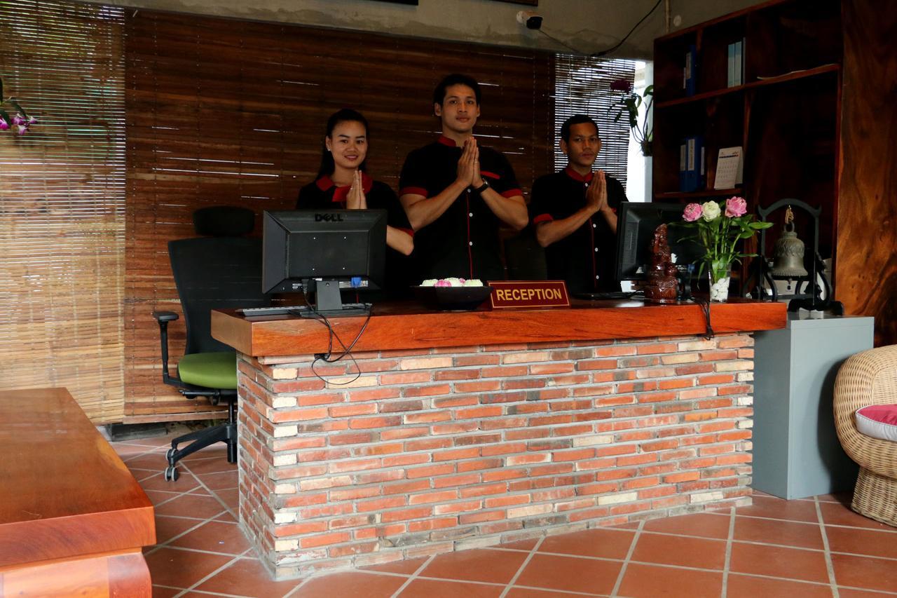 Corner9 Bassac Boutique Hotel Phnom-Penh Buitenkant foto
