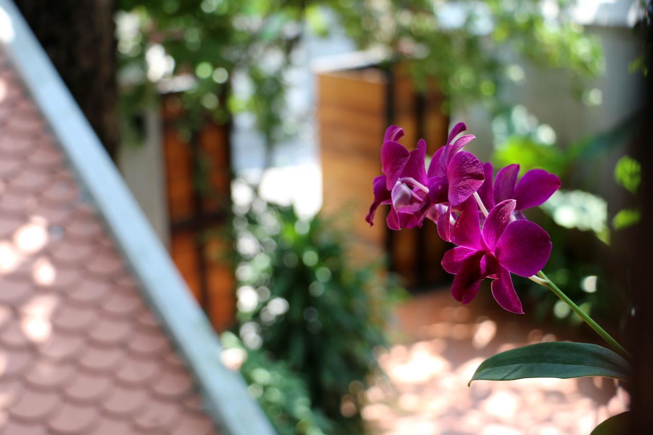 Corner9 Bassac Boutique Hotel Phnom-Penh Buitenkant foto