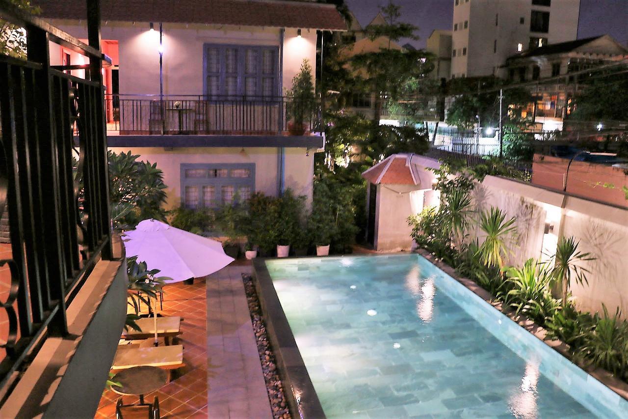 Corner9 Bassac Boutique Hotel Phnom-Penh Buitenkant foto